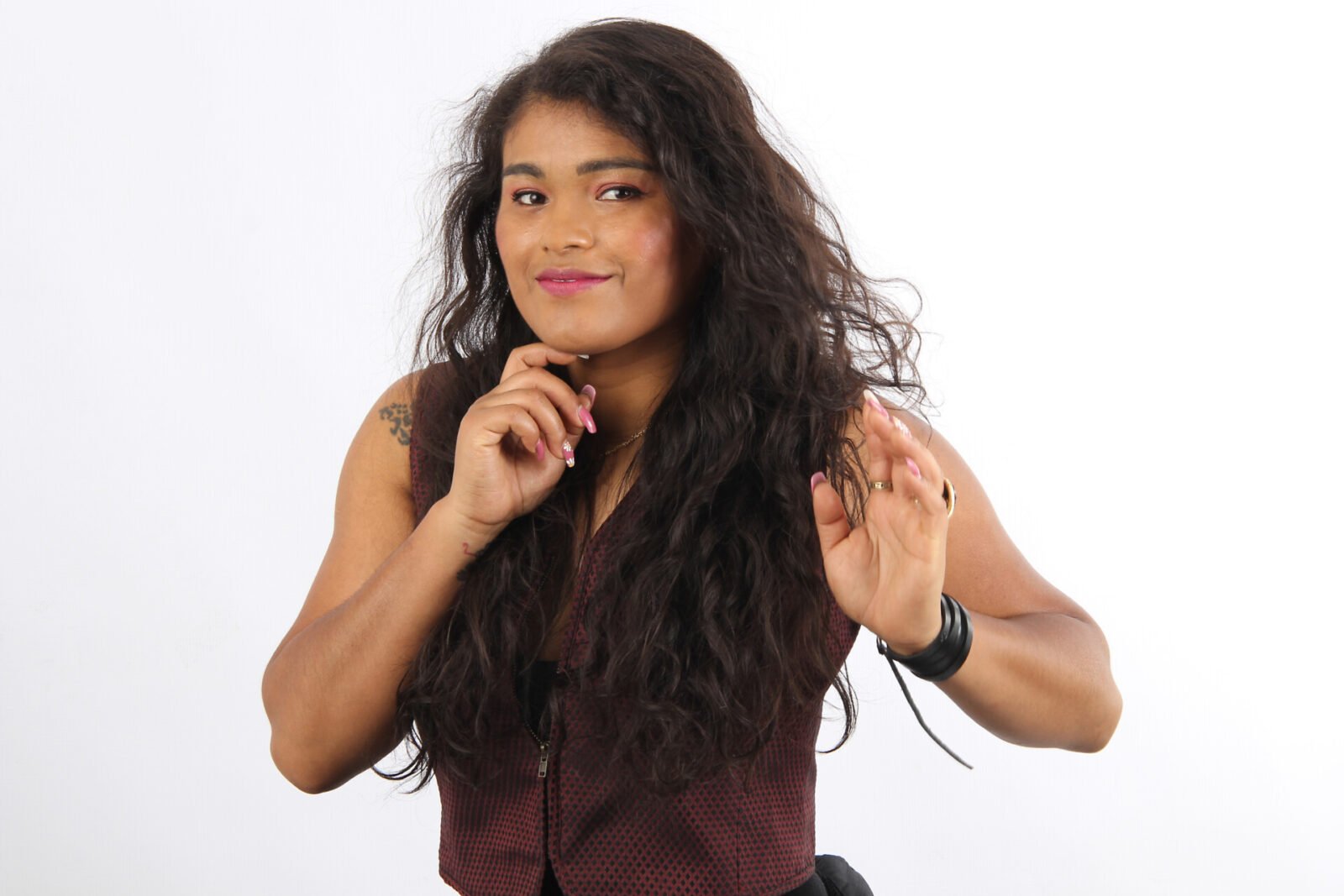 SARAI VEGA PM462 142 1.jpg