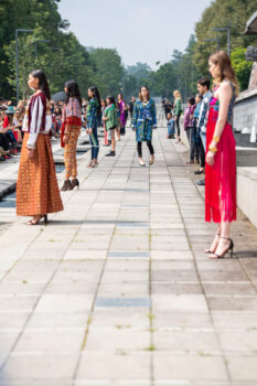 Desfile 144